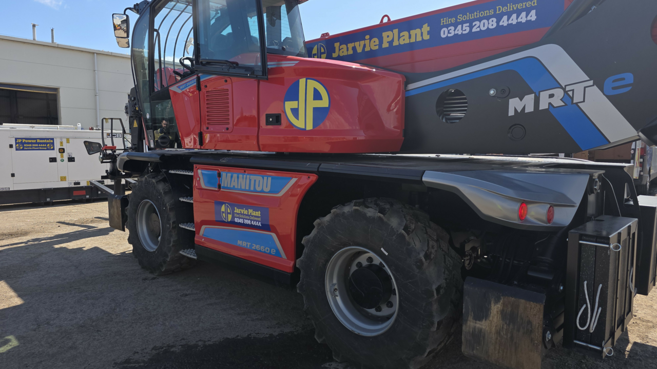 26m Electric / Hybrid Rotating Telehandler